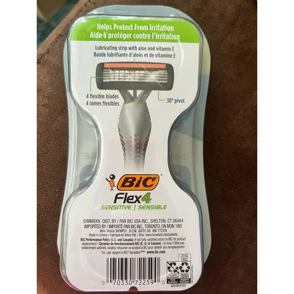 Bic Flex 4 Disposable Razors 3 Ct. Sensitive Skin Pivoting Head Moisture Strip - Picture 2 of 2